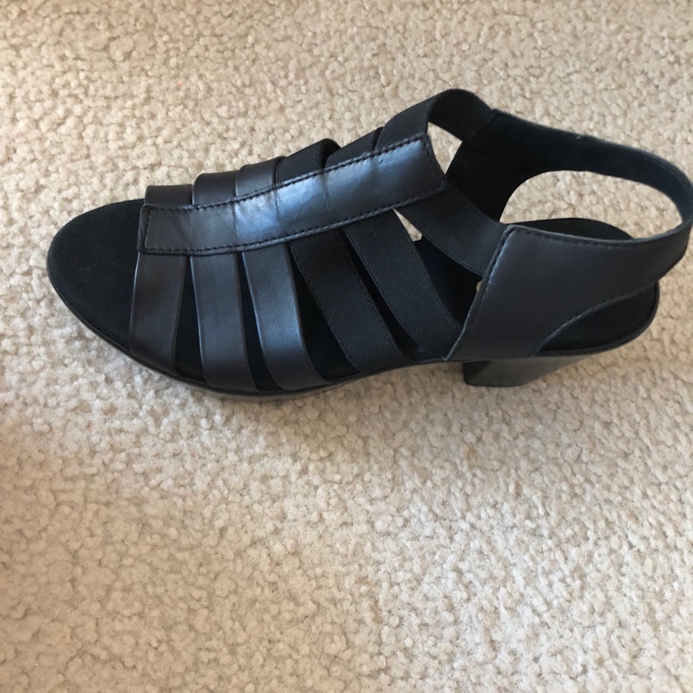 Munroe, Cookie Sandal